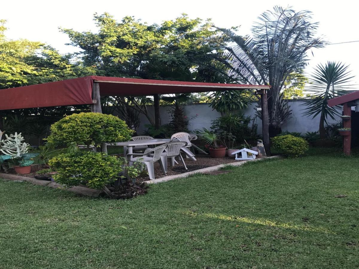 Jozini Guesthouse Exteriér fotografie